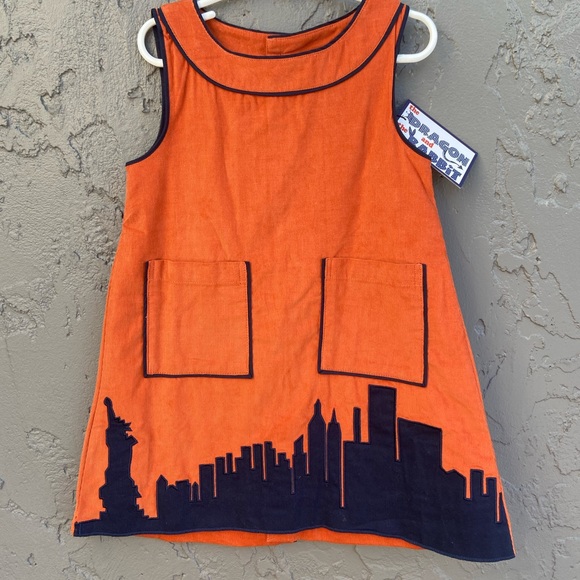 The Dragon and The Rabbit Girl Size 4T Sleeveless Corduroy Dress NYC Skyline NWT - Picture 1 of 4
